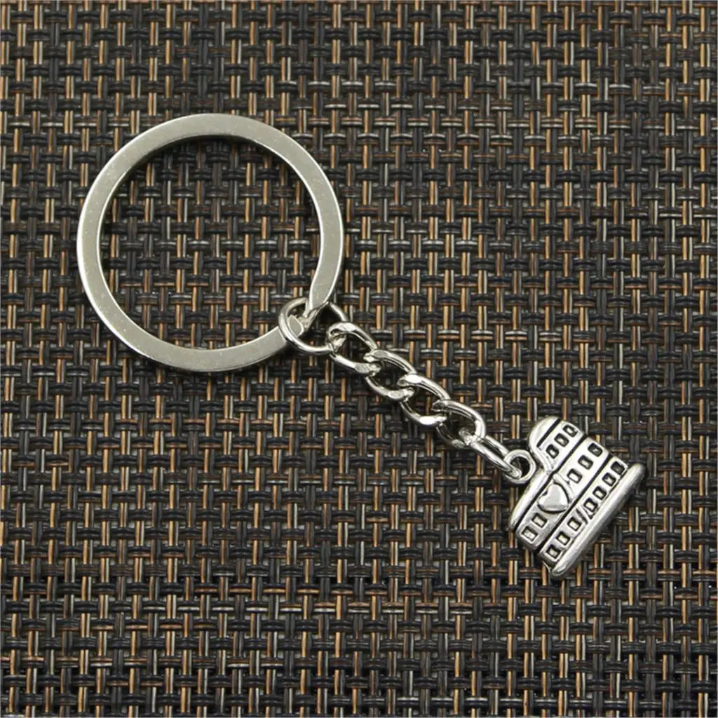 Rome Colosseum Keychain – Vintage Silver Design