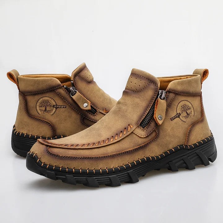 (⏰Last Day 70% OFF🔥)Men's Top-Quality Motorcycle Boots Genuine Leather Hand-Stitched Ankle Boots-Wide Toe, Waterproof, Anti-Slip, Anti-Sprain,Suitable for Work, Driving, Hiking